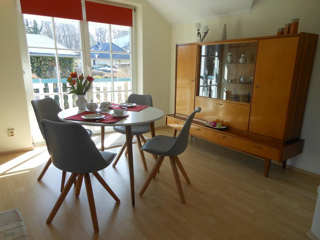 Apartment Mit Balkon Putbus Exterior photo